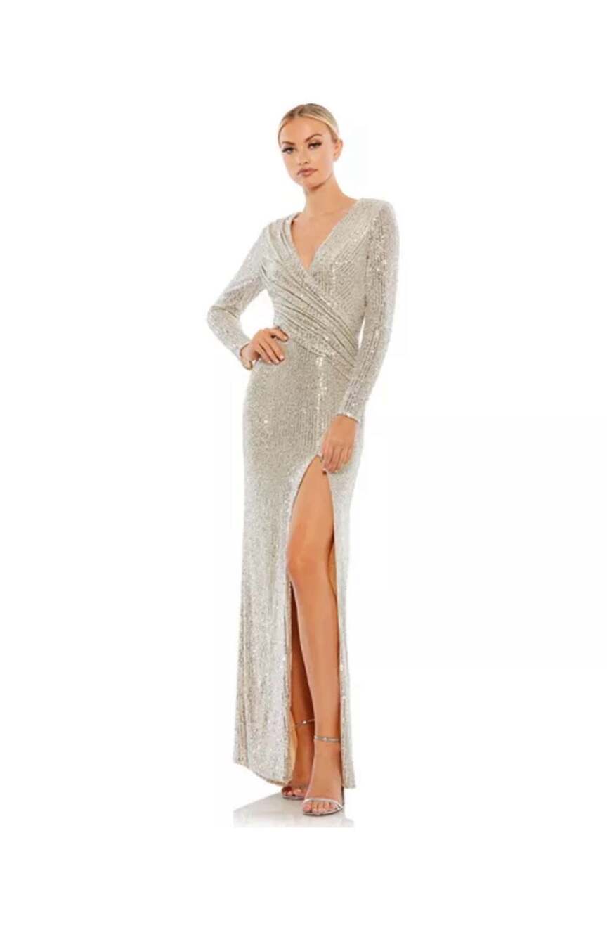 Ieena for Mac Duggal Sequin Long Sleeve V-Neck Gown Size 2 Style Code 26723